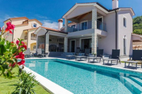 Villa Fjolla